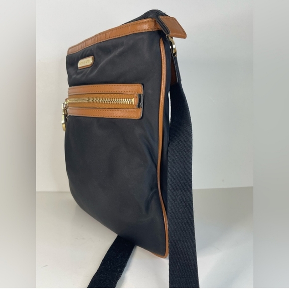 Michael Michael Kors Nylon Crossbody Bag EUC - Picture 4 of 12